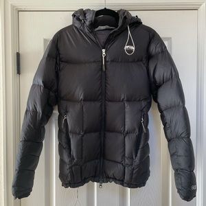 Golite women’s jacket xtra small 800 down fill.